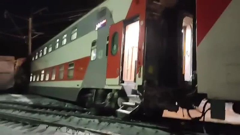 Muere una persona y m&aacute;s de 15 resultan heridas en una colisi&oacute;n de dos trenes en la provincia rusa de M&uacute;rmansk