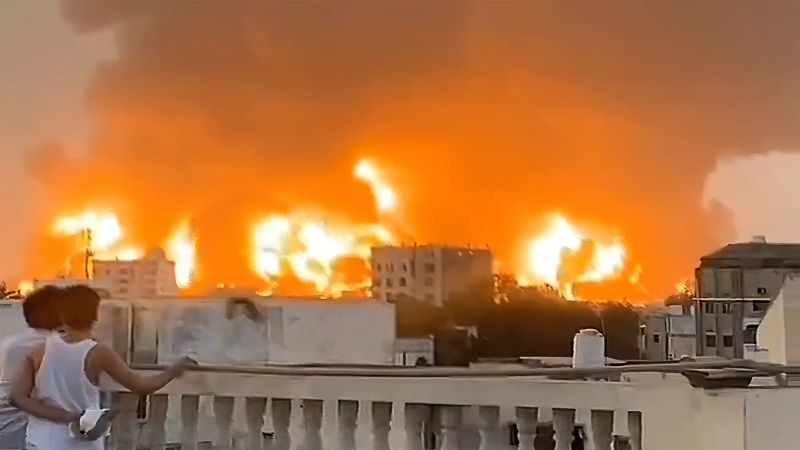Mueren tres personas por los ataques israel&iacute;es contra el aeropuerto de San&aacute;