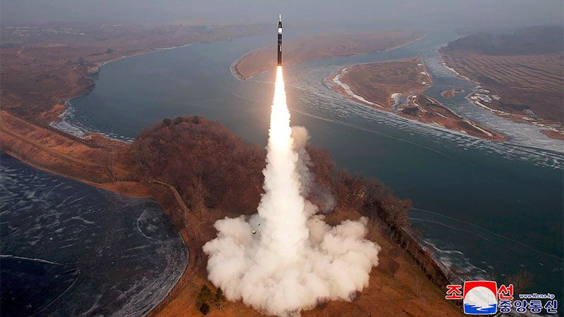 Corea del Norte dispar&oacute; nuevo tipo de misil hipers&oacute;nico
