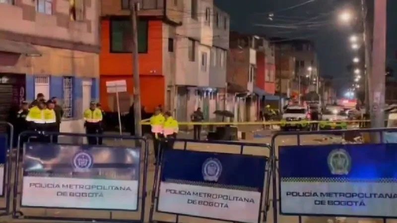 Un muerto y siete heridos por la explosi&oacute;n de una granada en el centro de Bogot&aacute;