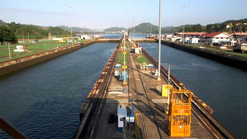 EEUU quiere &ldquo;revivir&rdquo; bases militares en el canal y Panam&aacute; lo rechaza de plano