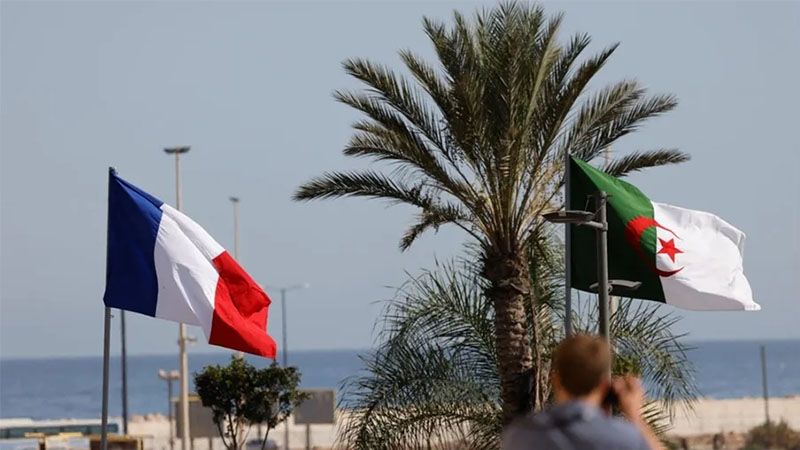 Argelia expulsa a funcionarios de la Embajada francesa