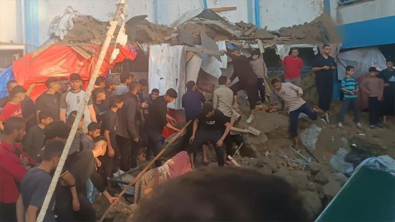 Cazas israel&iacute;es matan a 30 civiles palestinos en ataque a una escuela en Gaza