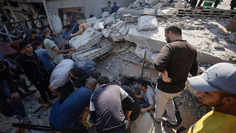 Nueve muertos y 50 desaparecidos en ataque israel&iacute; a una vivienda de cuatro plantas en Gaza