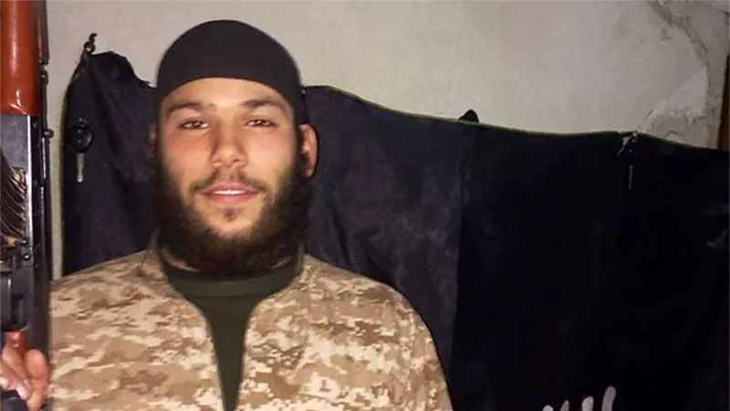 Suecia inculpa a un terrorista acusado del asesinato de un piloto jordano quemado vivo en Siria