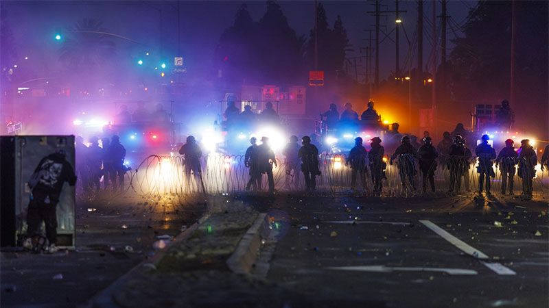 La alcaldesa de Los &Aacute;ngeles declara toque de queda de emergencia