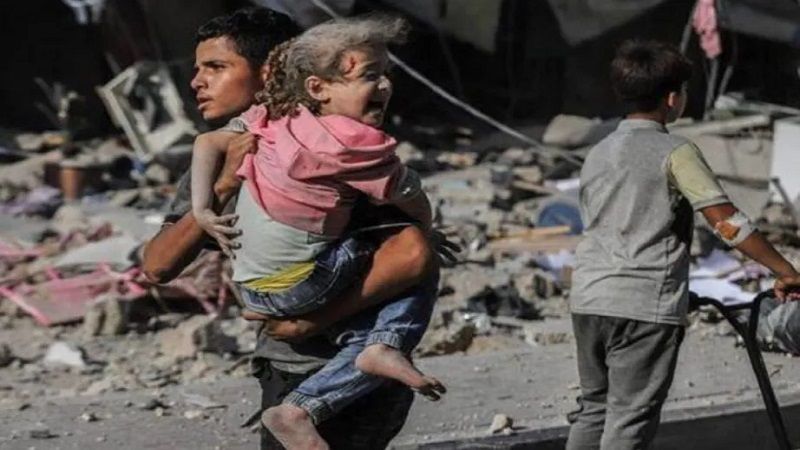 Mueren 15 palestinos en un bombardeo israel&iacute; contra un centro m&eacute;dico en Gaza