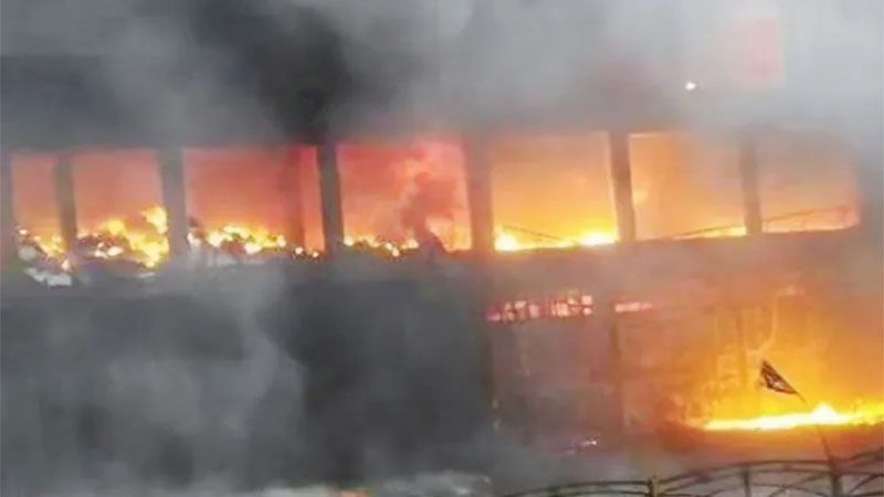 M&aacute;s de 60 muertos en un incendio en un hipermercado en Iraq