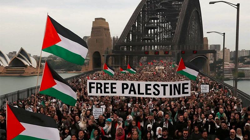 Decenas de miles de manifestantes participan en una marcha propalestina en S&iacute;dney