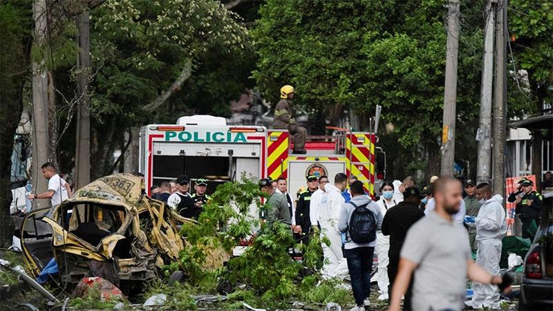 Dos ataques con al menos 18 muertos y 65 heridos sacuden a Colombia