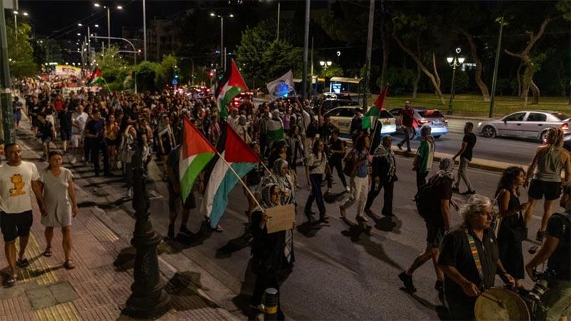 Manifestantes atacan con material incendiario la embajada israel&iacute; en Atenas