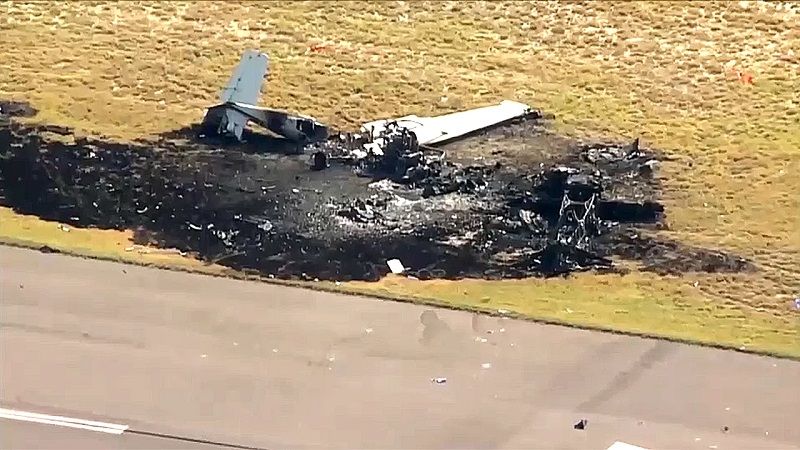 Un muerto y tres heridos en una colisi&oacute;n entre dos avionetas en un aeropuerto de Colorado