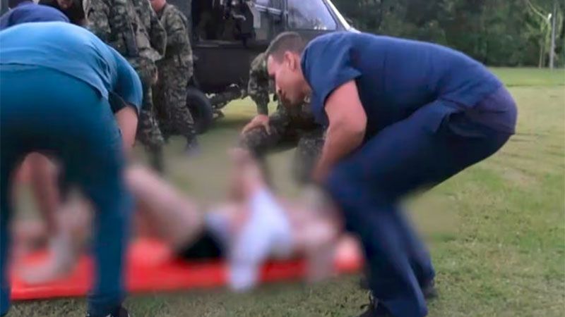 Dos militares heridos tras ser quemados con gasolina en una asonada en el sur de Colombia