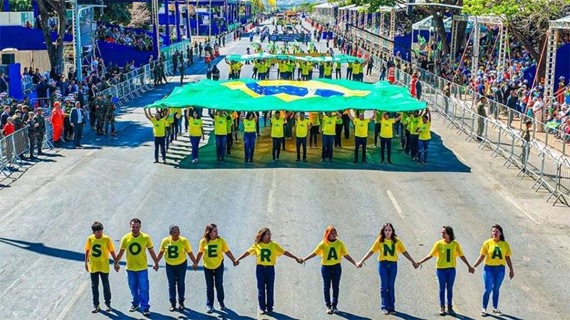 En el D&iacute;a de la Independencia Lula recuerda a EEUU que Brasil no es colonia de nadie
