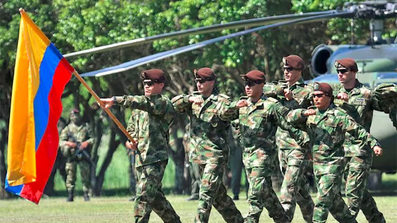 Fuerzas Militares colombianas dejar&aacute;n de depender del armamento de EEUU, afirma Petro