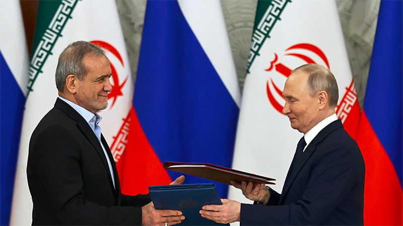 Ir&aacute;n y Rusia firman un acuerdo de 25.000 millones de d&oacute;lares para construir cuatro centrales nucleares