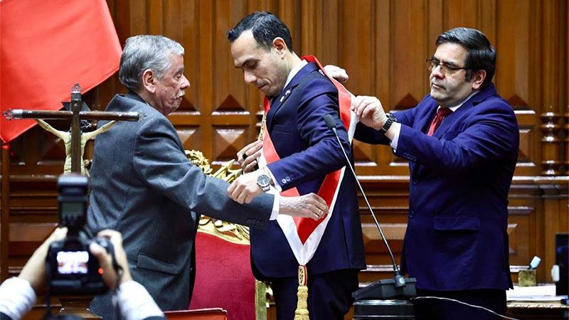 Jos&eacute; Jer&iacute; asume el cargo como nuevo presidente de Per&uacute;