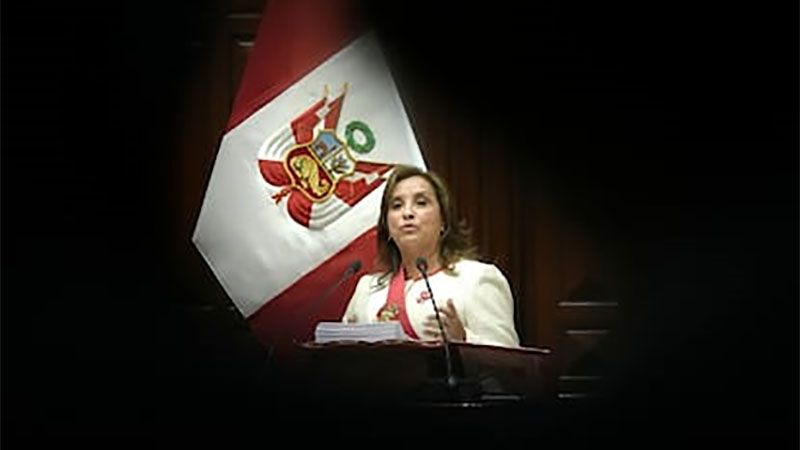 Congreso de Per&uacute; destituye a la presidenta Dina Boluarte