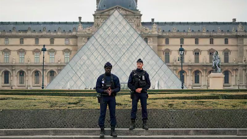 Cinco nuevos detenidos en Francia por el robo en el Louvre