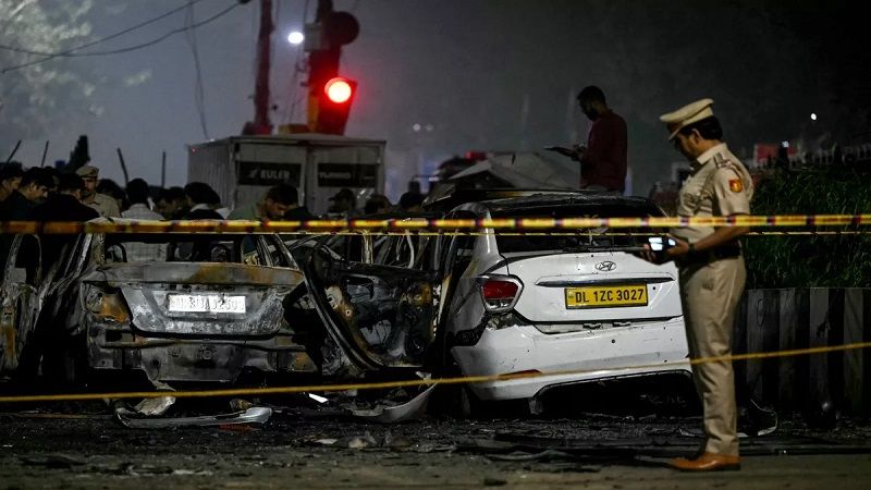 India: M&aacute;s de ocho muertos por una explosi&oacute;n en un veh&iacute;culo en Nueva Delhi