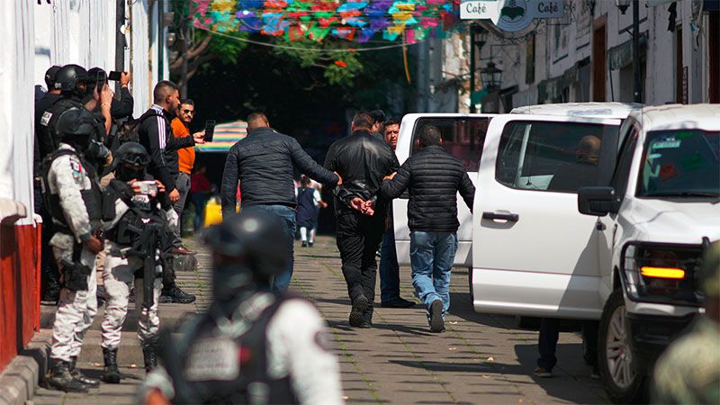 Detienen a escoltas del alcalde mexicano asesinado Carlos Manzo