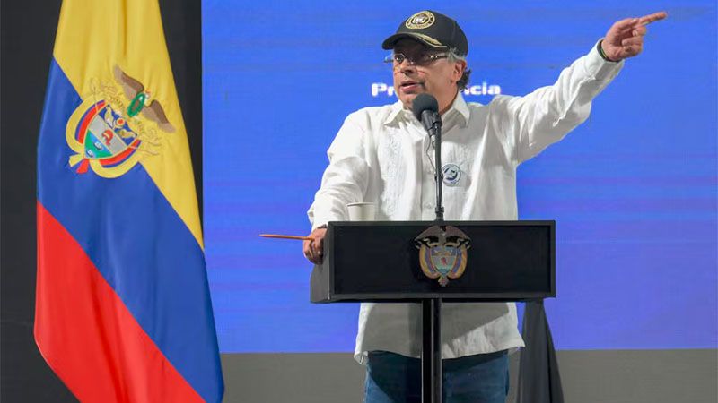 Petro lanza una advertencia a Per&uacute; si Lima agrede la Embajada de M&eacute;xico