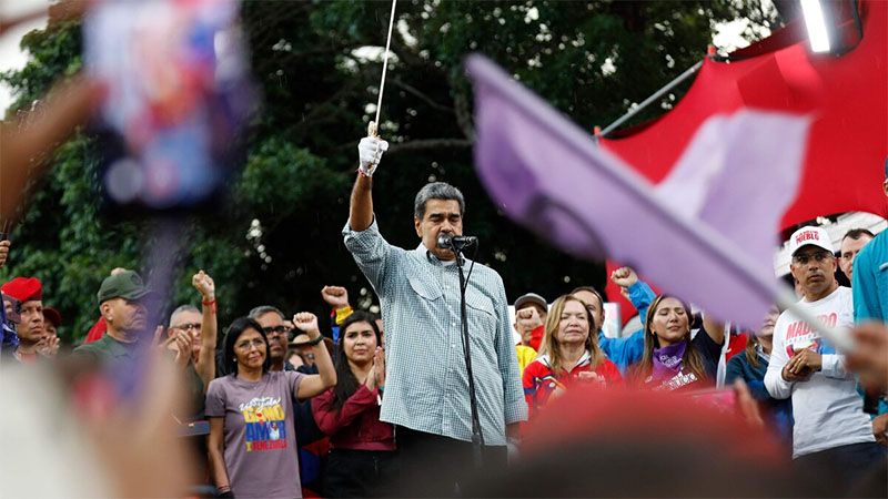 Maduro insta a los estudiantes de Venezuela y EEUU a unirse para oponerse a la guerra