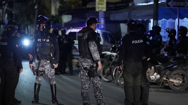 Detienen a 131 personas en la segunda noche de toque de queda en Ecuador