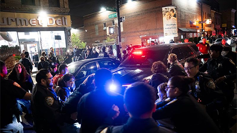 Agentes del ICE arrestan a un hombre dentro de un hospital de Nueva York y desatan protesta violentas
