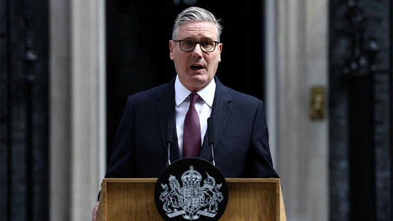 Keir Starmer anuncia su dimisi&oacute;n como primer ministro del Reino Unido