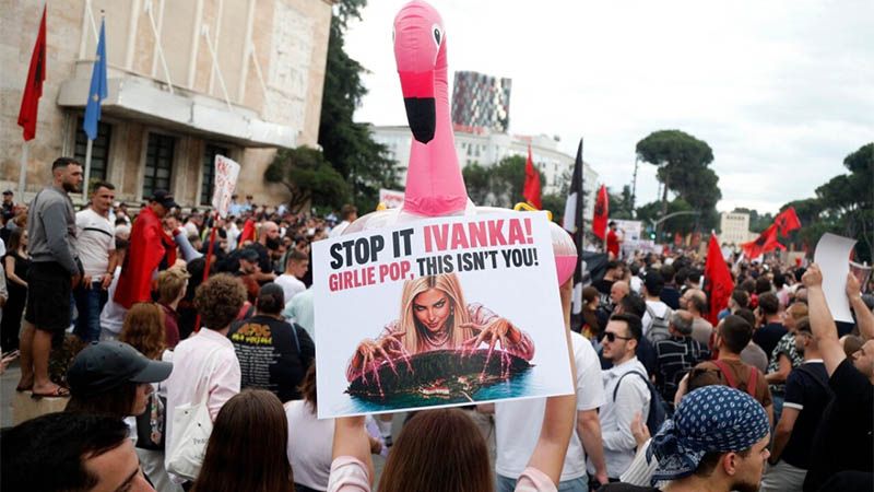 Las manifestaciones contra el proyecto vinculado a Trump no cesan en Albania