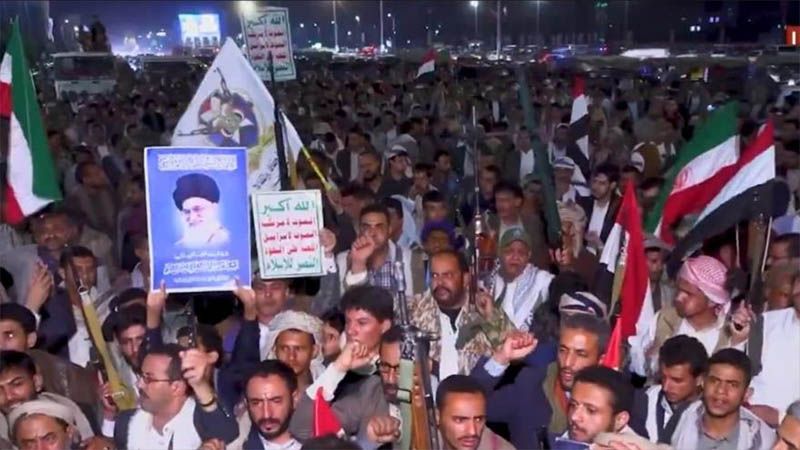 Yemen&iacute;es agradecen a Ir&aacute;n por romper el asedio al aeropuerto de San&aacute;