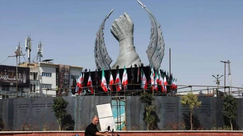 &iquest;Qu&eacute; significa &ldquo;el pu&ntilde;o cerrado&rdquo; del L&iacute;der m&aacute;rtir de Ir&aacute;n?