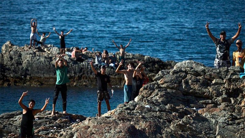 Sube a 72 la cifra de migrantes muertos por intento masivo de entrar a Ceuta