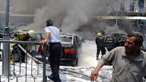 Atentado terrorista en el aparcamiento del Palacio de Justicia